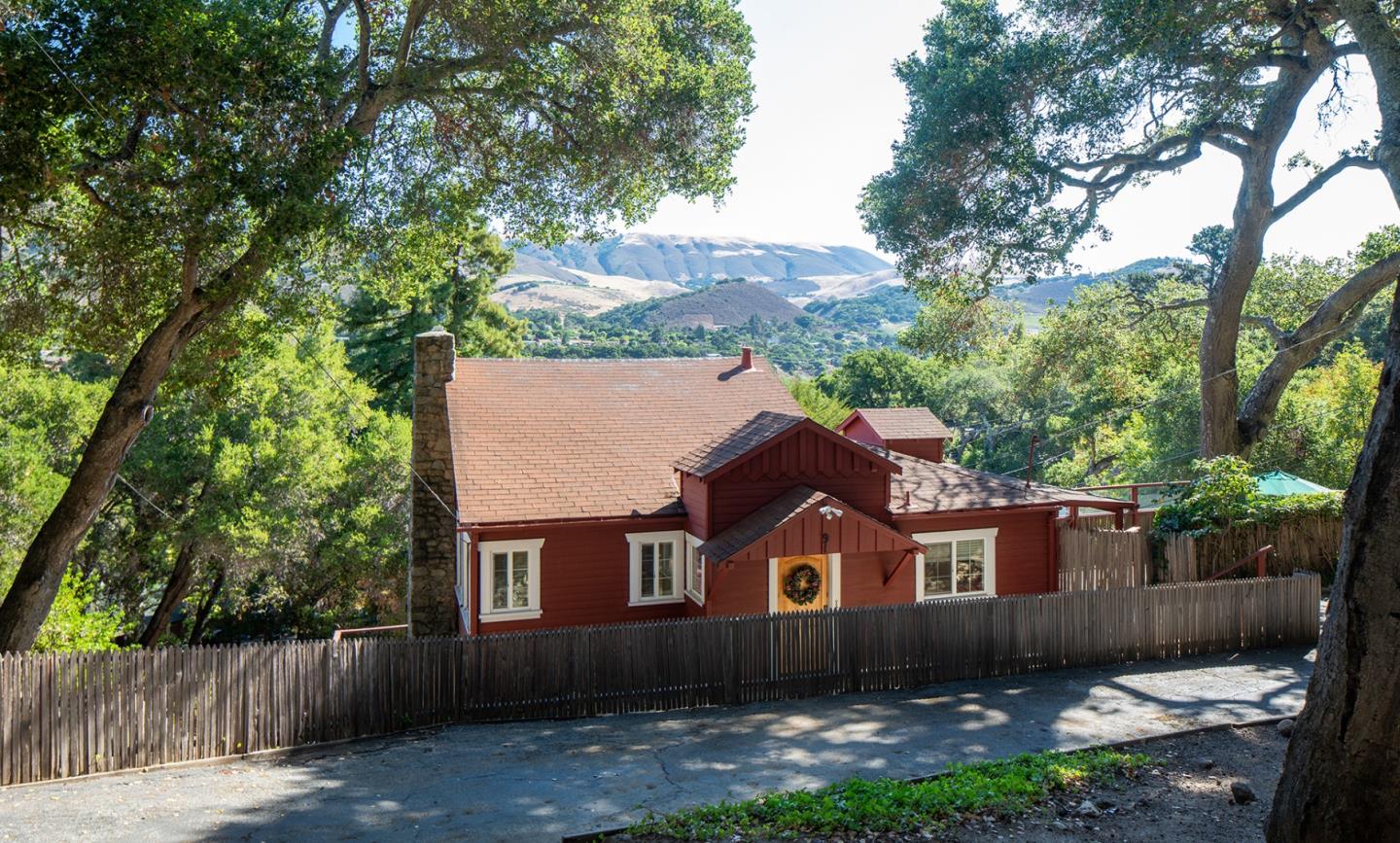 Detail Gallery Image 1 of 1 For 91 Calle De Quien Sabe, Carmel Valley,  CA 93924 - 2 Beds | 2 Baths