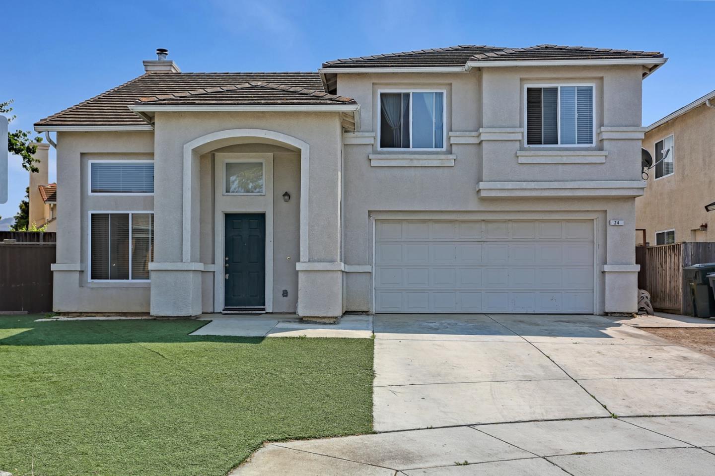 Detail Gallery Image 1 of 1 For 24 Chamise Cir, Salinas,  CA 93905 - 4 Beds | 2/1 Baths