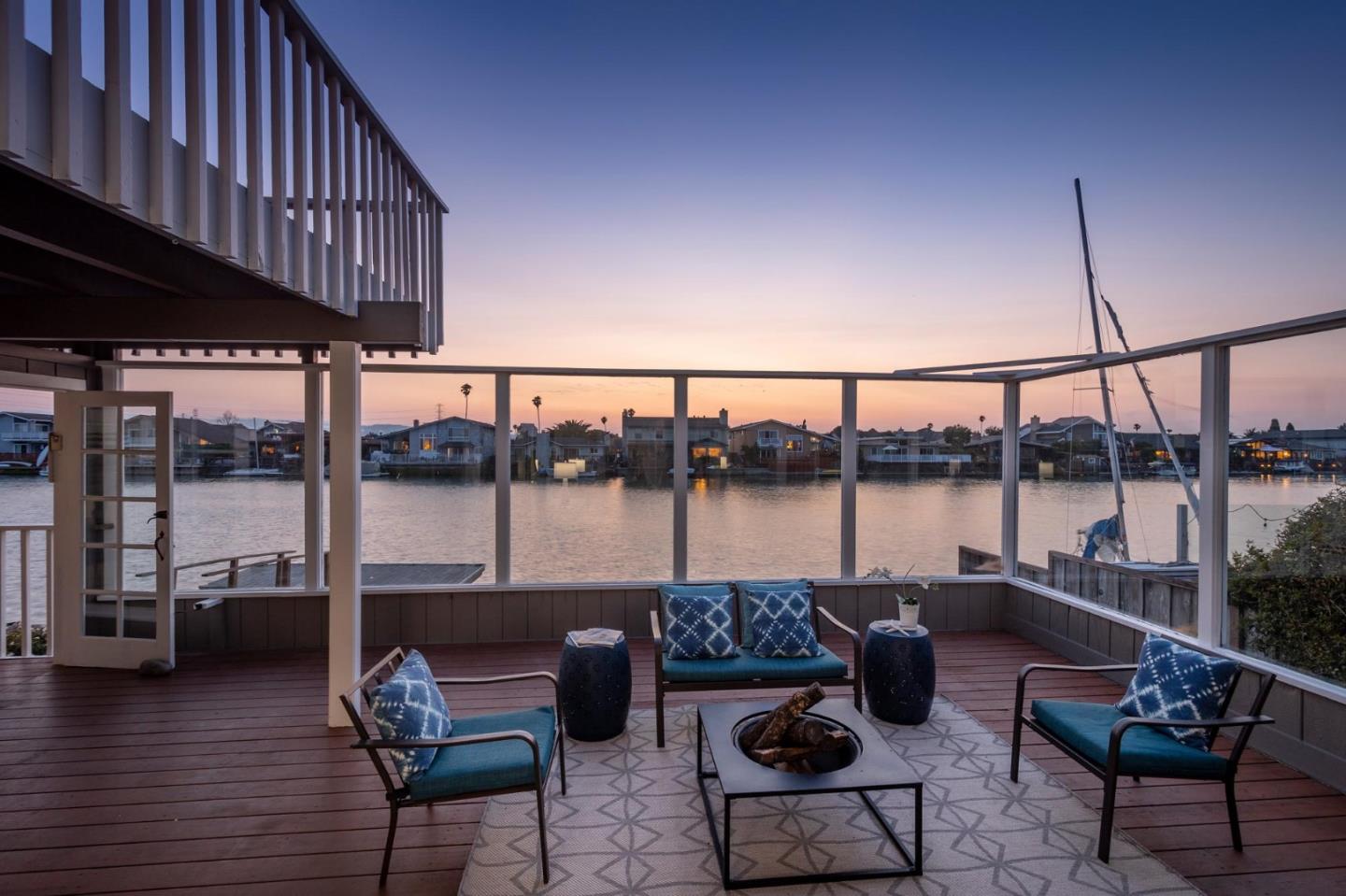 Detail Gallery Image 1 of 1 For 397 Sailfish Isle, Foster City,  CA 94404 - 5 Beds | 2/1 Baths