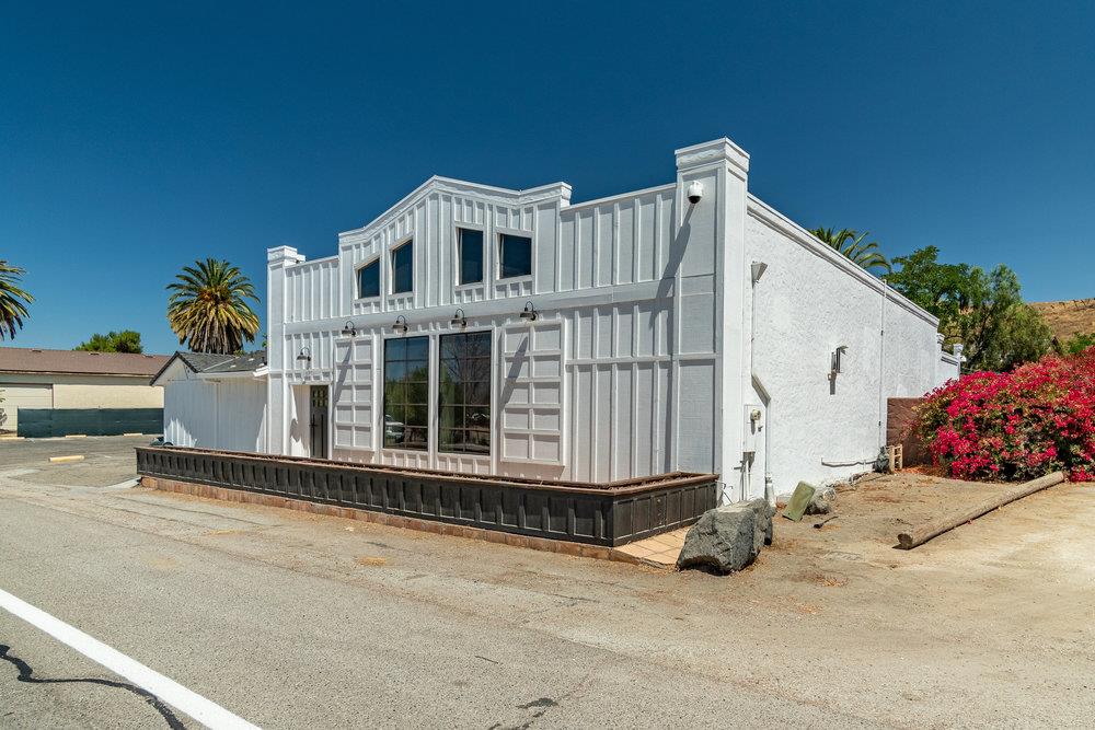 6971 Airline Highway, TRES PINOS, California 95075, ,Comm Industrial For Sale,For Sale,Airline Highway,40965610