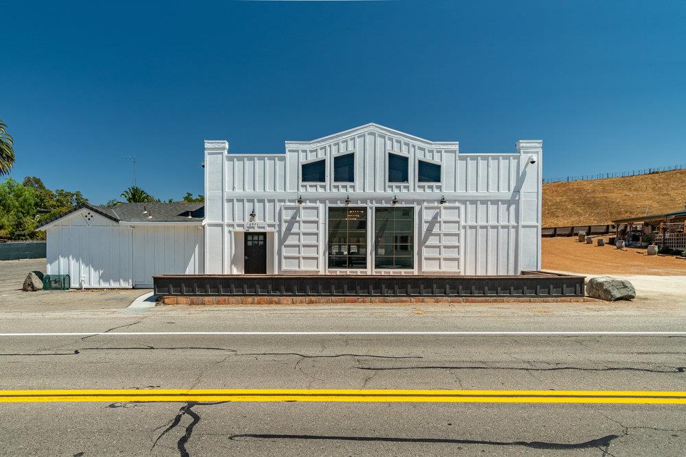 6971 Airline Highway, TRES PINOS, California 95075, ,Comm Industrial For Sale,For Sale,Airline Highway,40965610