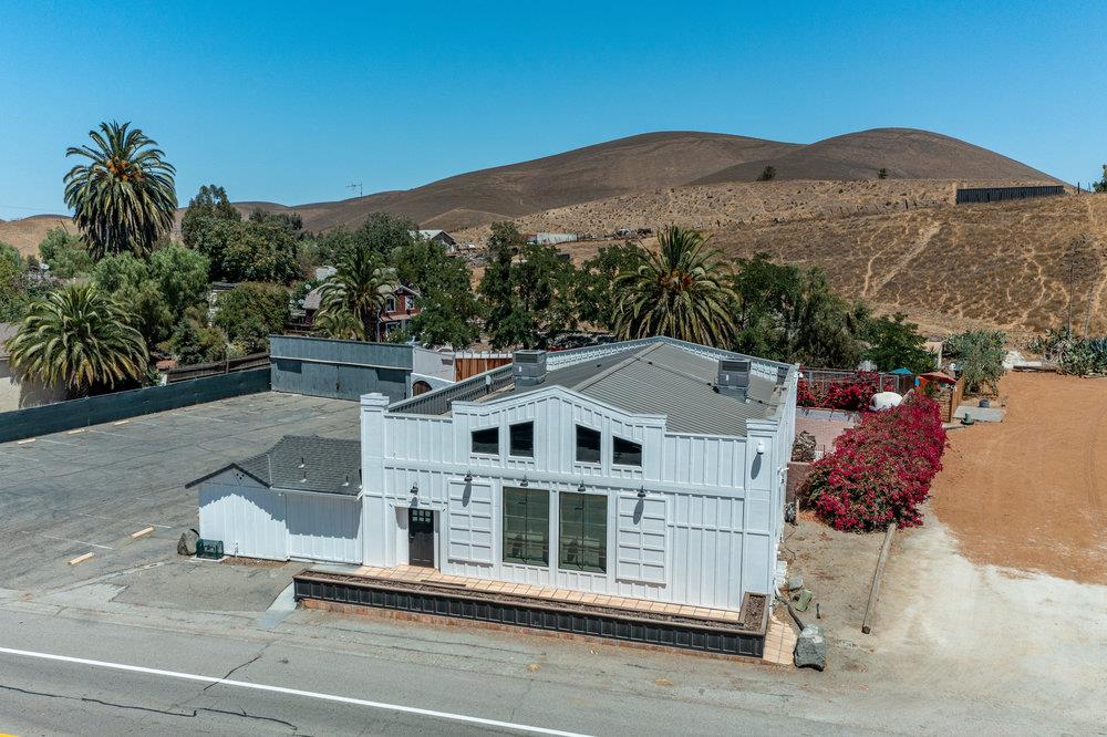 6971 Airline Highway, TRES PINOS, California 95075, ,Comm Industrial For Sale,For Sale,Airline Highway,40965610