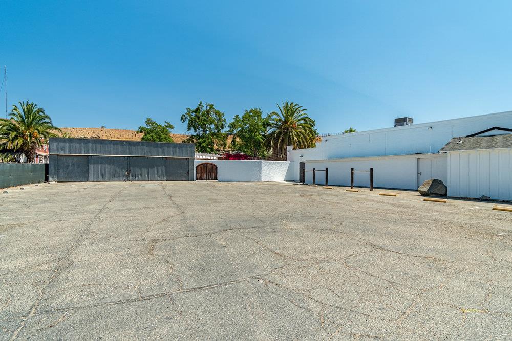 6971 Airline Highway, TRES PINOS, California 95075, ,Comm Industrial For Sale,For Sale,Airline Highway,40965610