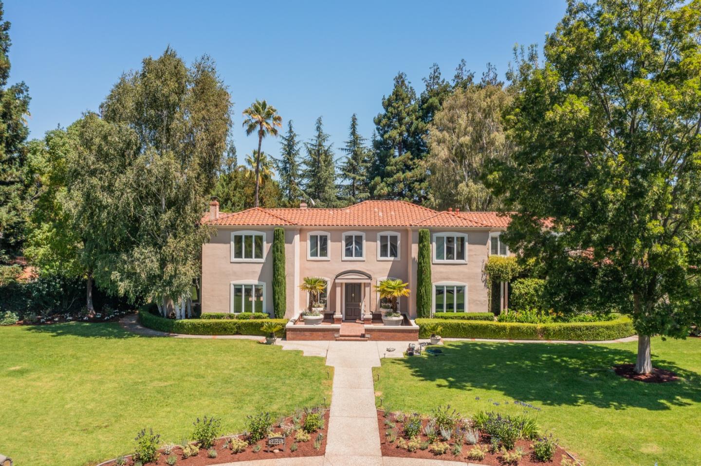 26201 Catharine Ct, Los Altos Hills, CA 94022 6 Beds 6/1 Baths