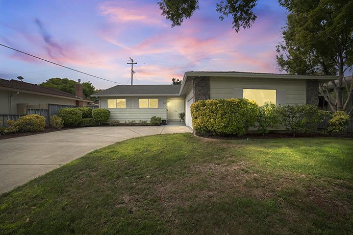 Detail Gallery Image 1 of 1 For 868 Gladiola Dr, Sunnyvale,  CA 94086 - 3 Beds | 2 Baths