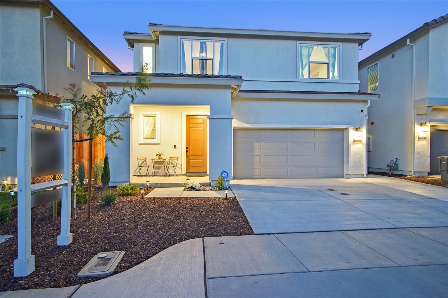 Detail Gallery Image 1 of 1 For 521 Gabriele Ct, Hollister,  CA 95023 - 3 Beds | 2/1 Baths