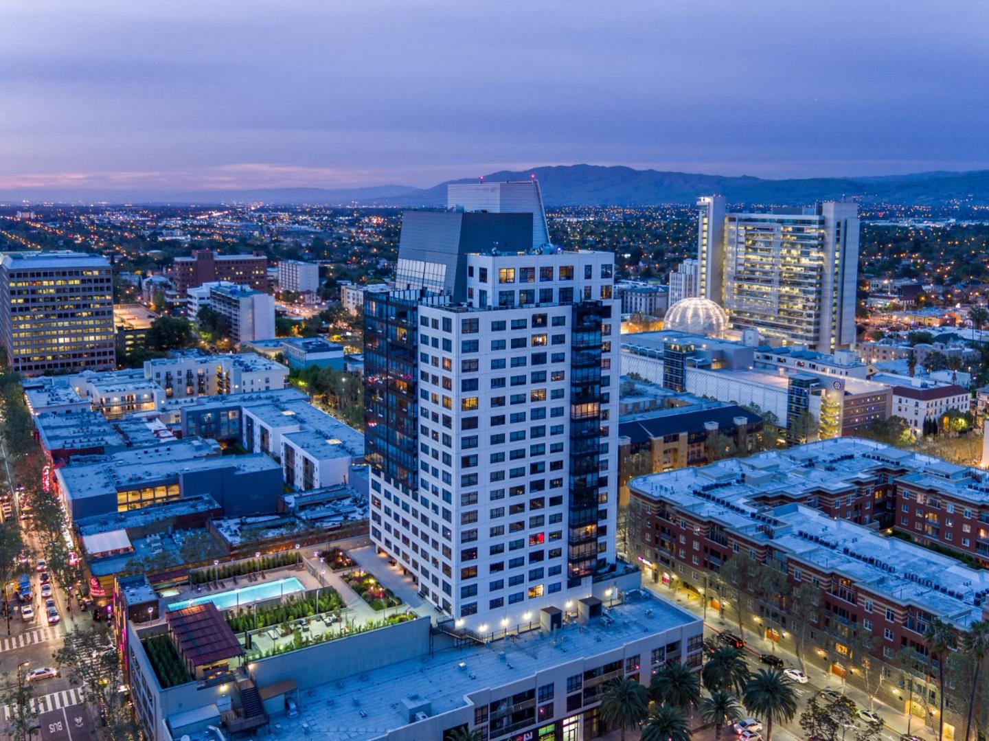 Detail Gallery Image 1 of 1 For 88 E San Fernando St #908,  San Jose,  CA 95113 - 2 Beds | 2 Baths