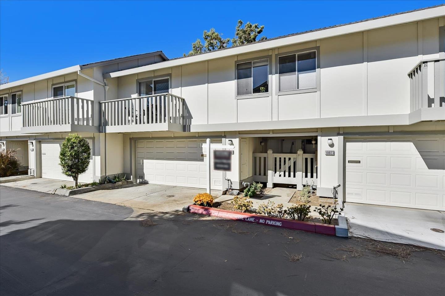 Detail Gallery Image 1 of 1 For 10913 Northfield Sq, Cupertino,  CA 95014 - 2 Beds | 2 Baths