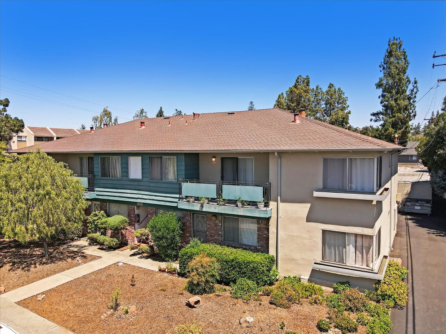 2296 Latham Street, MOUNTAIN VIEW, California 94040, ,Comm Ri Multi-units 5+,For Sale,Latham Street,ML81859143