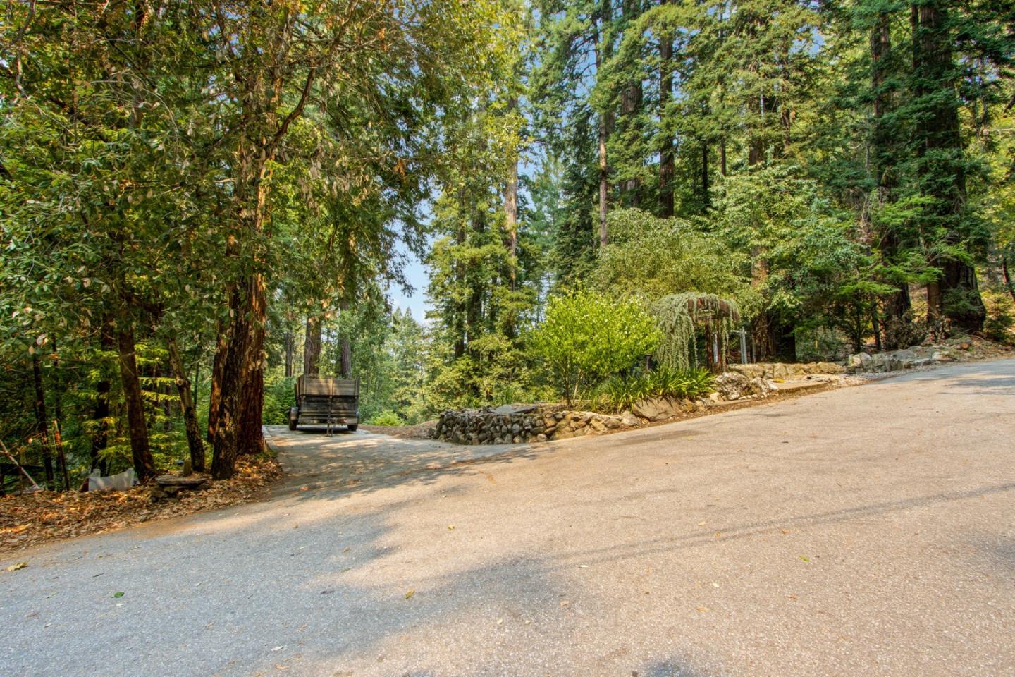 15530 Forest Hill Drive, BOULDER CREEK, California 95006, ,Lots And Land,For Sale,Forest Hill Drive,40965658