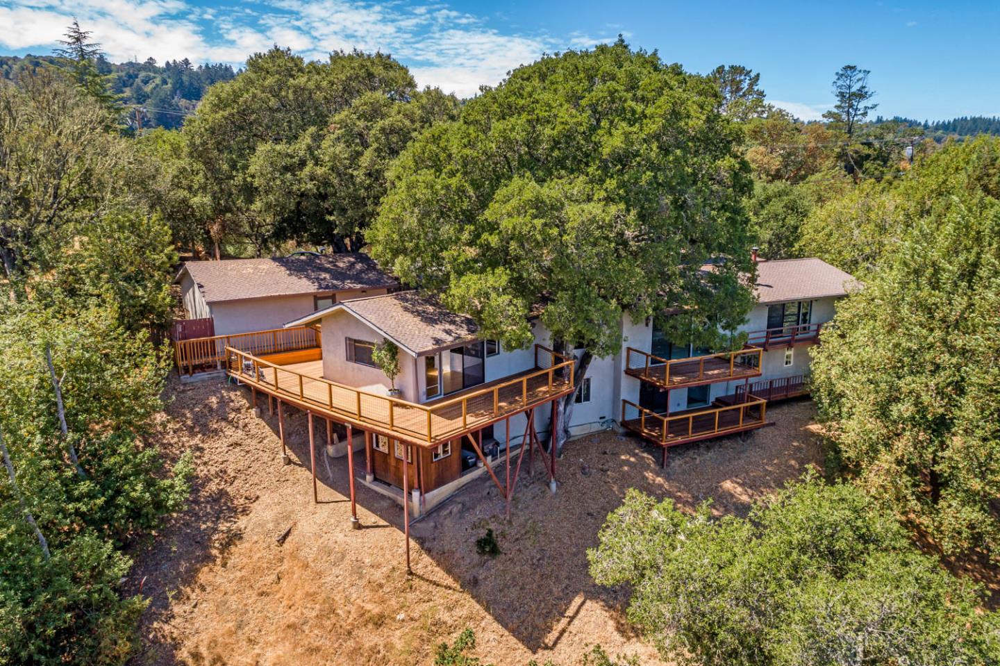 Detail Gallery Image 1 of 1 For 255 Old Spanish Trl, Portola Valley,  CA 94028 - 4 Beds | 3/1 Baths