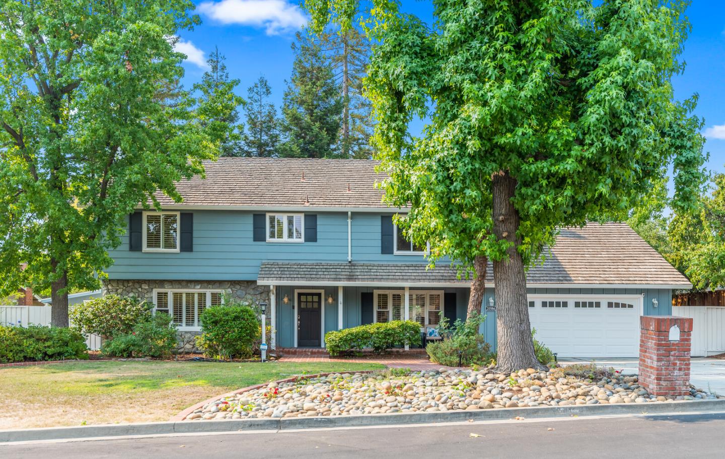 20586 Russell Ln, Saratoga, CA 95070 5 Beds 3 Baths (Sold
