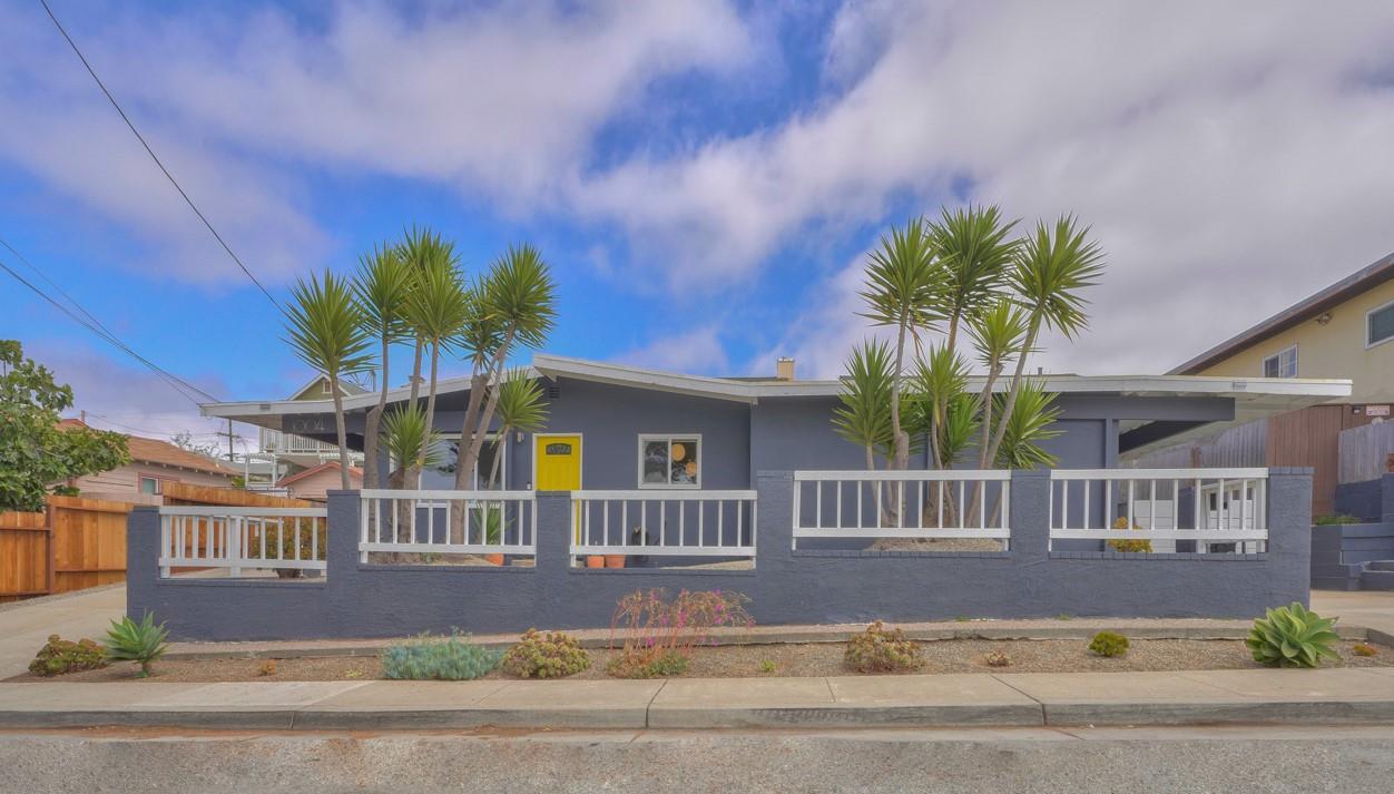 Detail Gallery Image 1 of 1 For 1664 Hilton St, Seaside,  CA 93955 - 3 Beds | 2 Baths