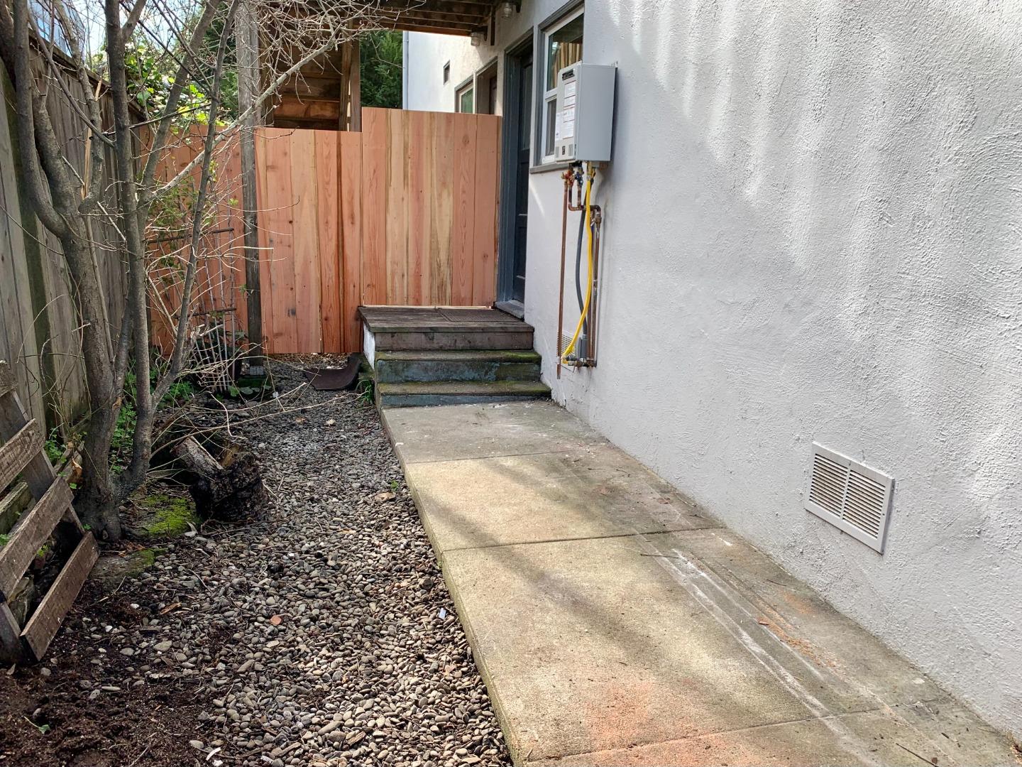 2915 Wheeler Street, BERKELEY, California 94705, ,Comm Ri Multi-units 5+,For Sale,Wheeler Street,ML81859592