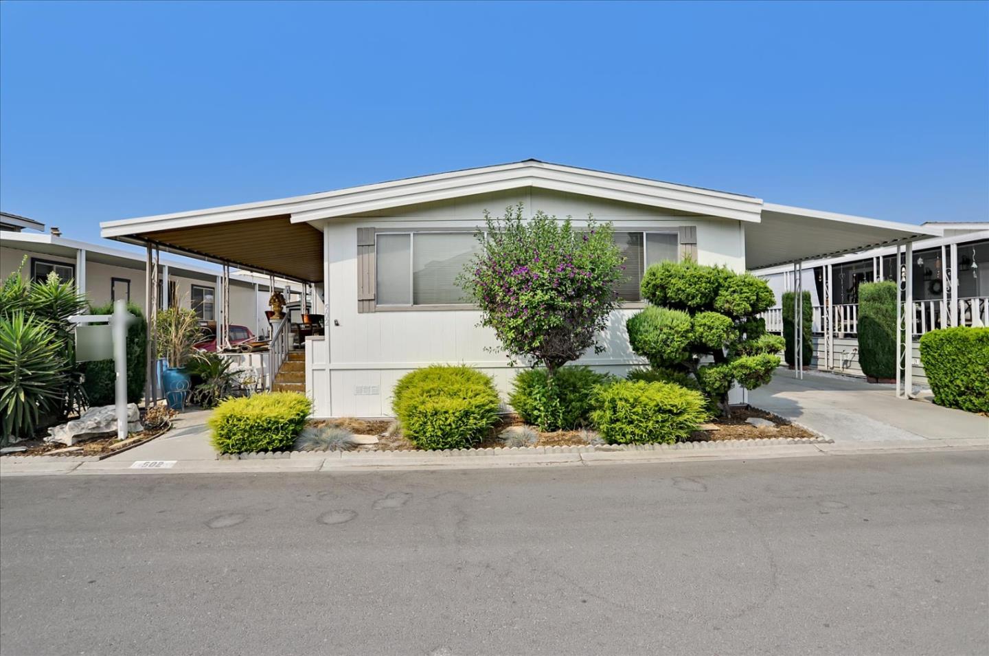 502 Millpond Drive 502, San Jose, CA 95125 2 Beds 2 Baths (Sold