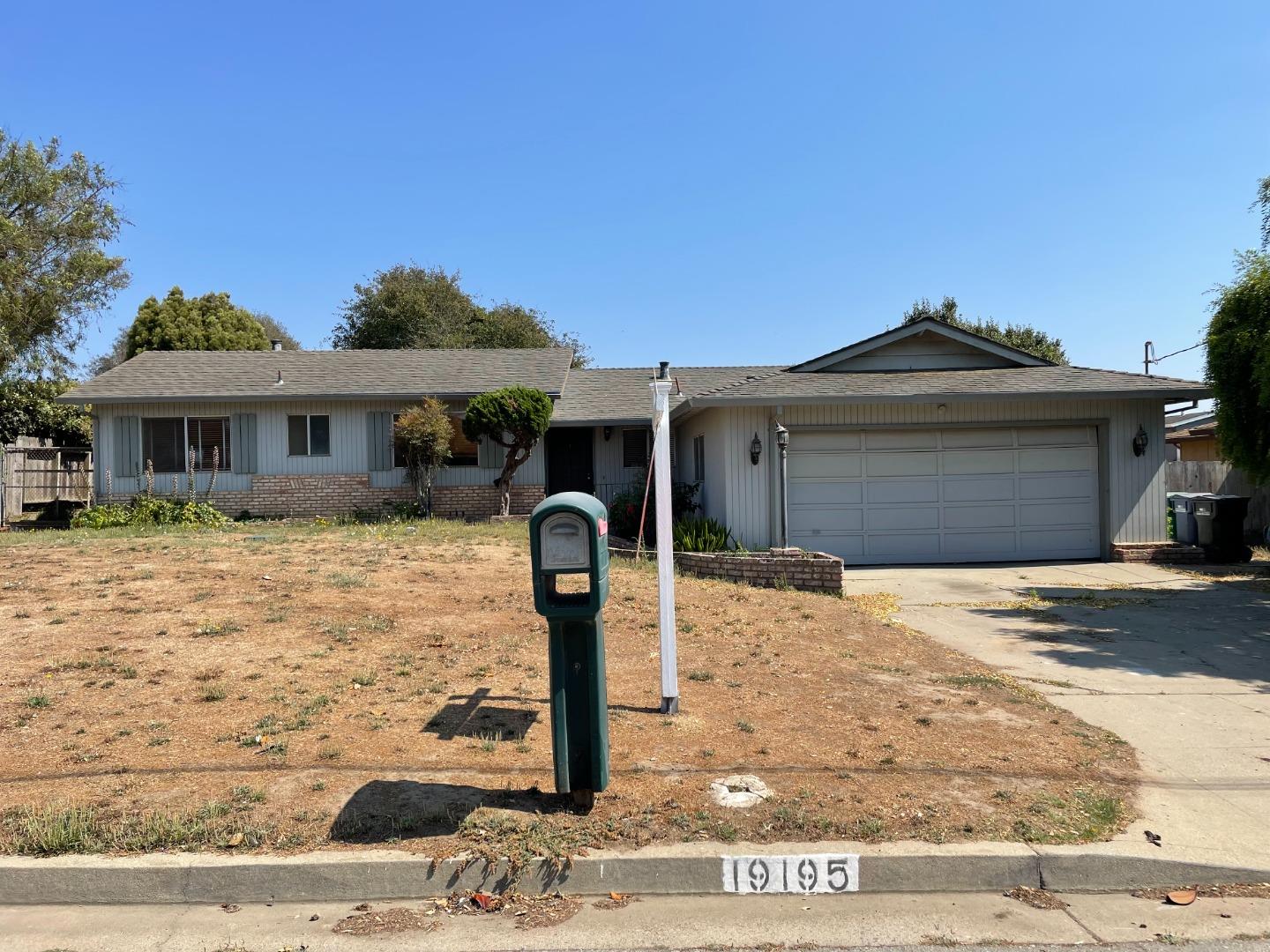 19195 Bellinzona Ave, Salinas, CA 93906 4 Beds 2 Baths (Sold