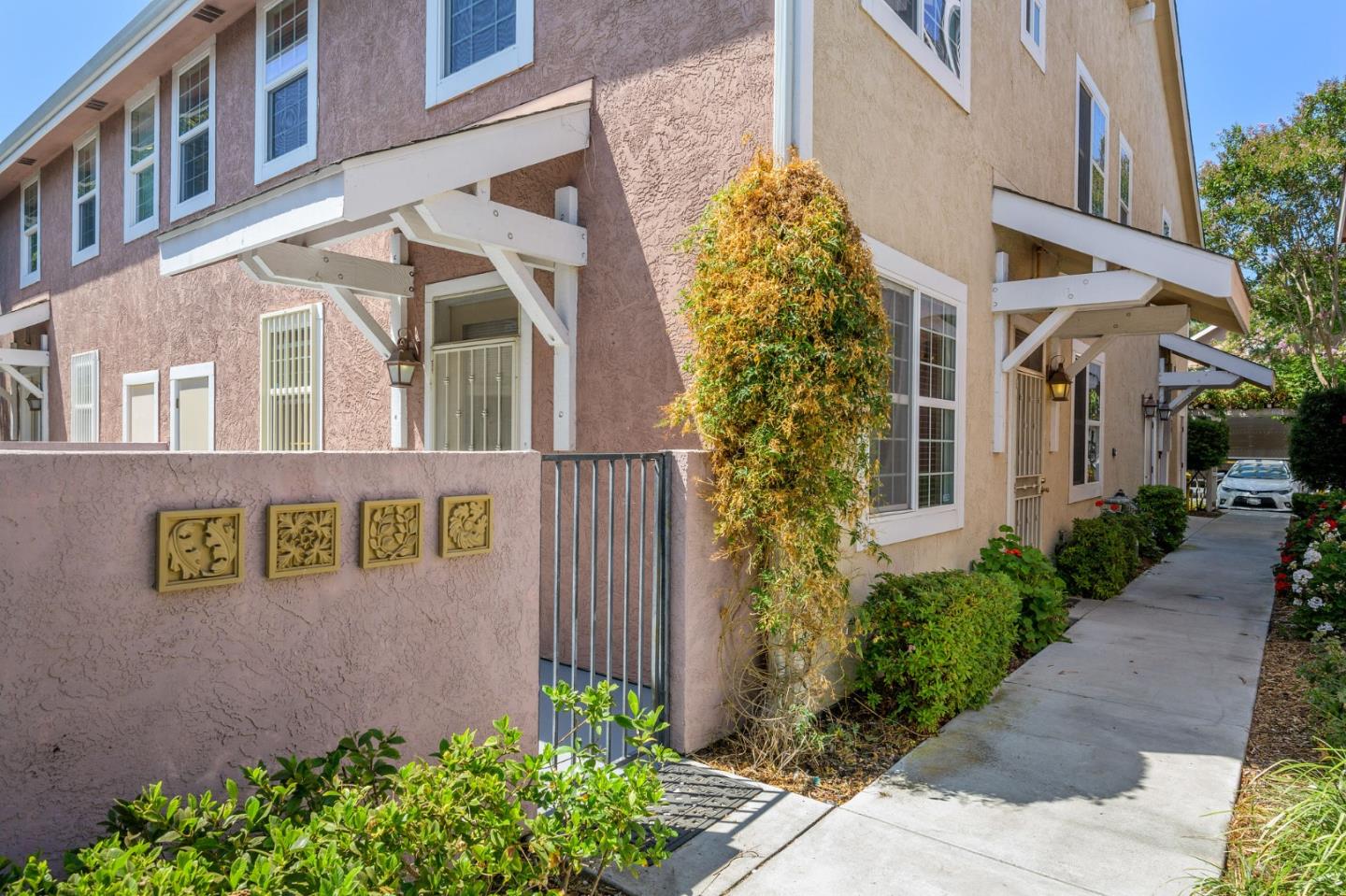 633 E El Camino Real 101, Sunnyvale, CA 94087 3 Beds 2/1 Baths