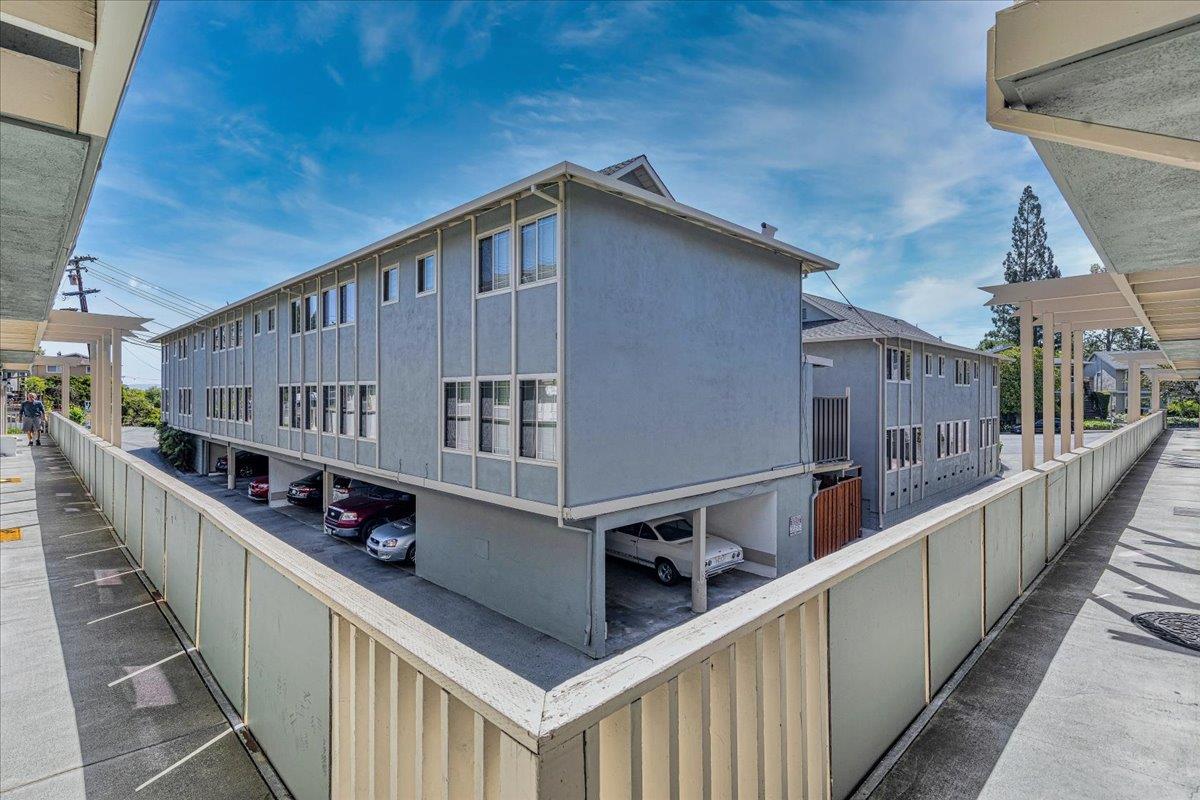 3524 Farm Hill Boulevard, REDWOOD CITY, California 94061, ,Comm Ri Multi-units 5+,For Sale,Farm Hill Boulevard,ML81860247