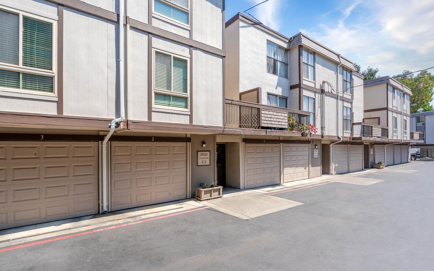 Detail Gallery Image 1 of 1 For 2043 Sierra Rd #6,  Concord,  CA 94518 - 2 Beds | 1/1 Baths