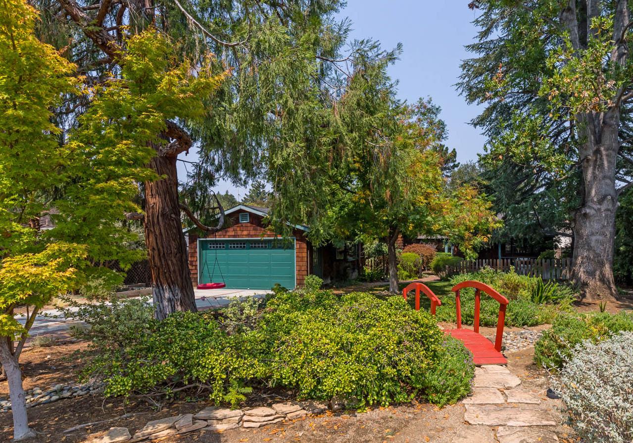 39 Alvarado Ave, Los Altos, CA 94022 3 Beds 3 Baths (Sold