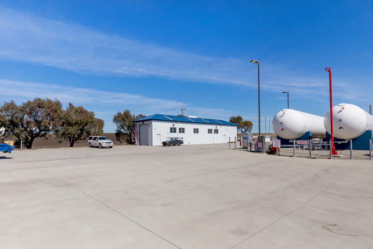 11520 Commercial Parkway, CASTROVILLE, California 95012, ,Comm Industrial For Sale,For Sale,Commercial Parkway,40965747