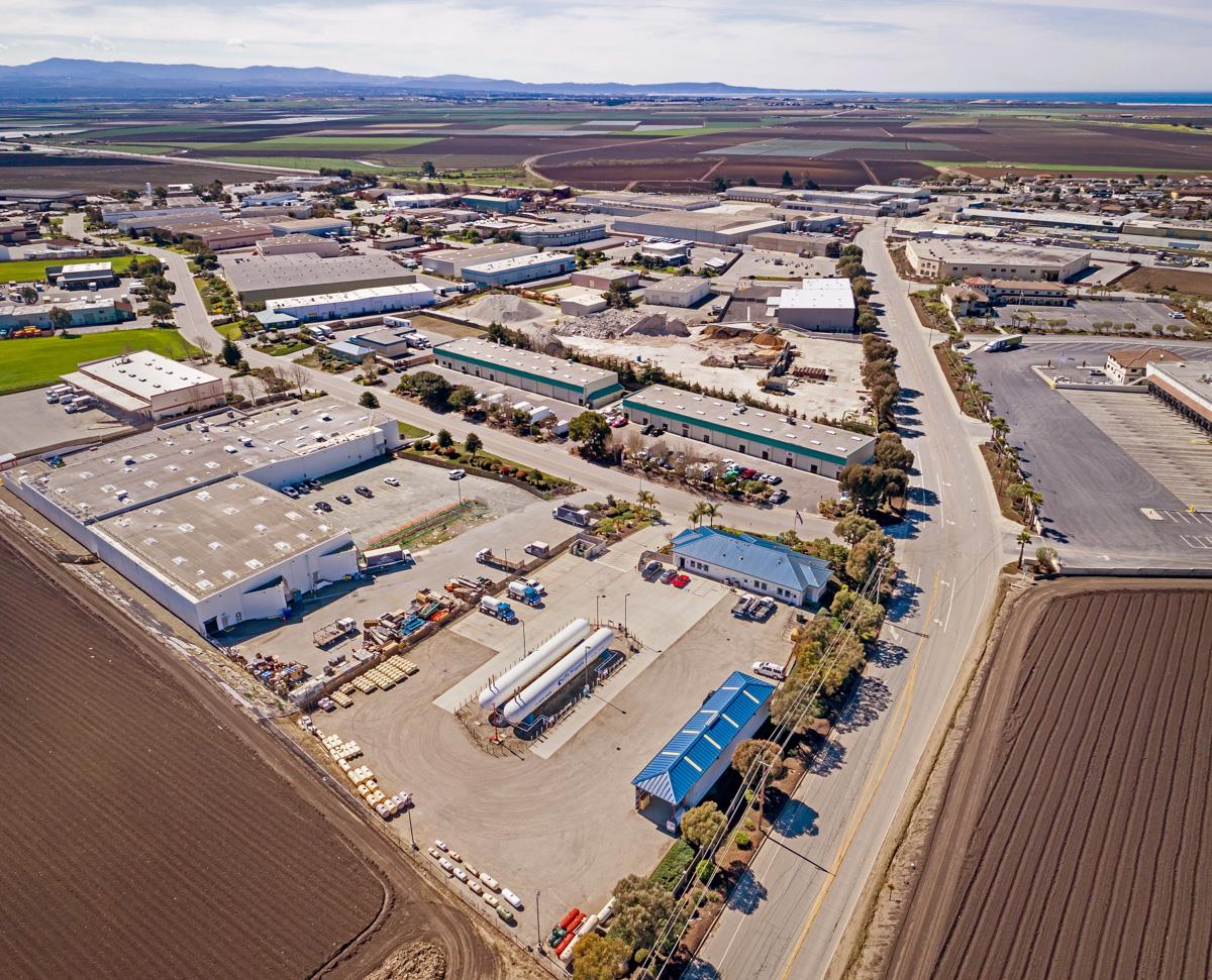 11520 Commercial Parkway, CASTROVILLE, California 95012, ,Comm Industrial For Sale,For Sale,Commercial Parkway,40965747