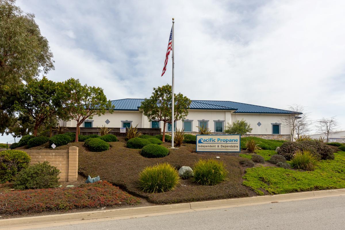 11520 Commercial Parkway, CASTROVILLE, California 95012, ,Comm Industrial For Sale,For Sale,Commercial Parkway,40965747