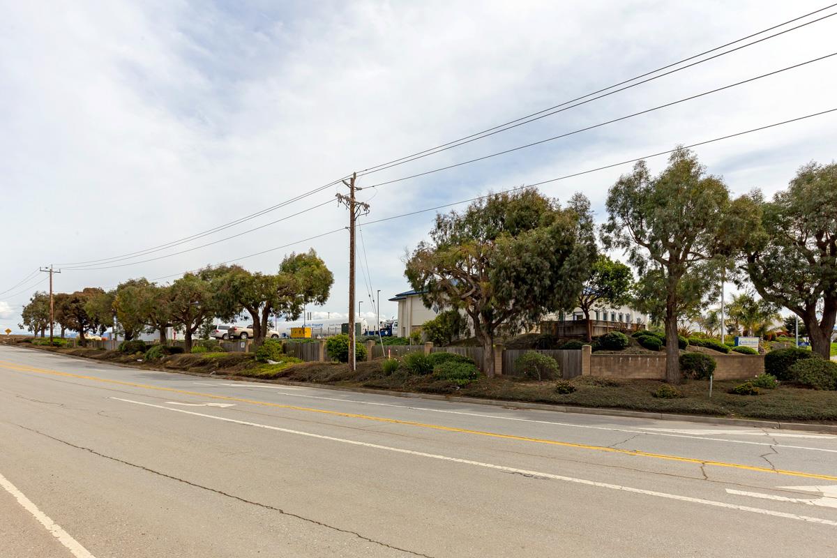 11520 Commercial Parkway, CASTROVILLE, California 95012, ,Comm Industrial For Sale,For Sale,Commercial Parkway,40965747