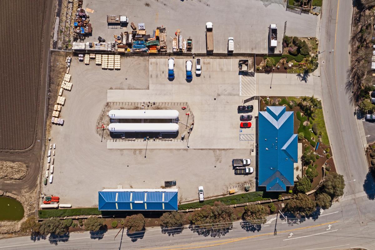 11520 Commercial Parkway, CASTROVILLE, California 95012, ,Comm Industrial For Sale,For Sale,Commercial Parkway,40965747