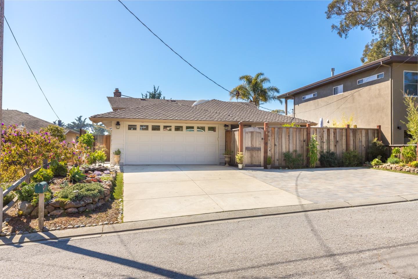 Detail Gallery Image 1 of 1 For 416 Belle Monti Ct, Aptos,  CA 95003 - 3 Beds | 2 Baths