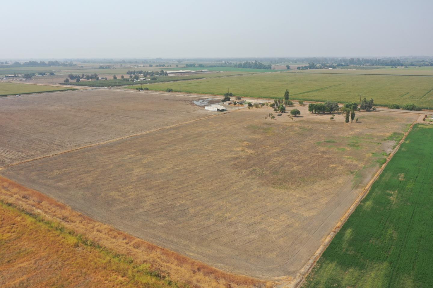 3695 Dickenson Ferry Road, MERCED, California 95341, ,Lots And Land,For Sale,Dickenson Ferry Road,40965756