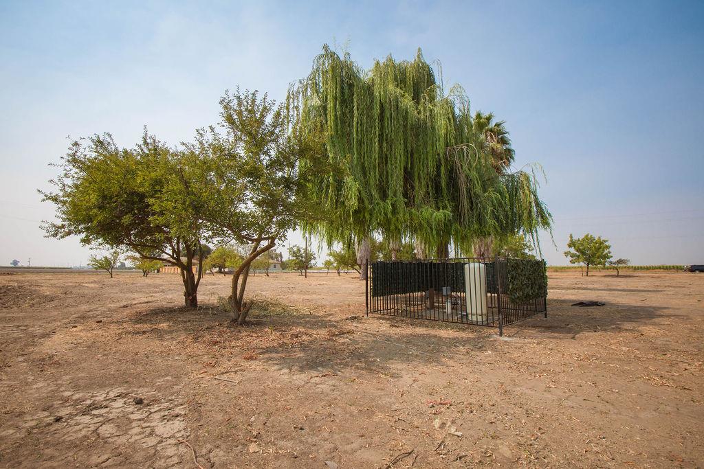 3695 Dickenson Ferry Road, MERCED, California 95341, ,Lots And Land,For Sale,Dickenson Ferry Road,40965756