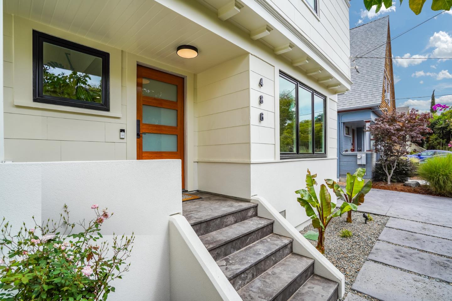 Detail Gallery Image 1 of 1 For 486 63rd St, Oakland,  CA 94609 - 4 Beds | 2/1 Baths