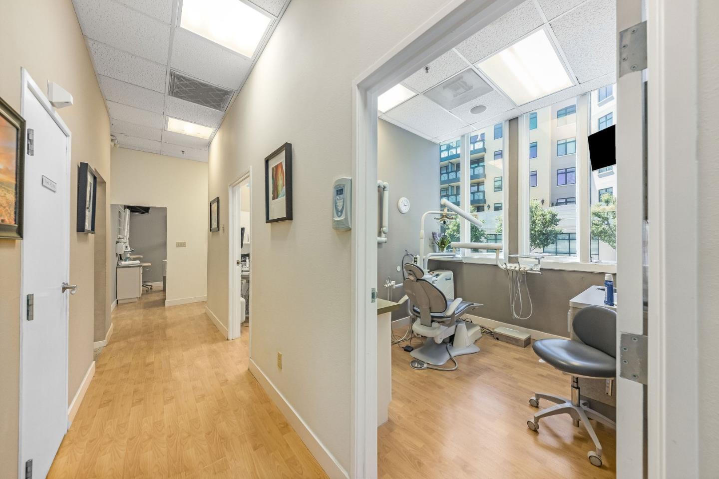 100 El Camino Real, SAN MATEO, California 94401, ,Comm Industrial For Sale,For Sale,El Camino Real,40965793