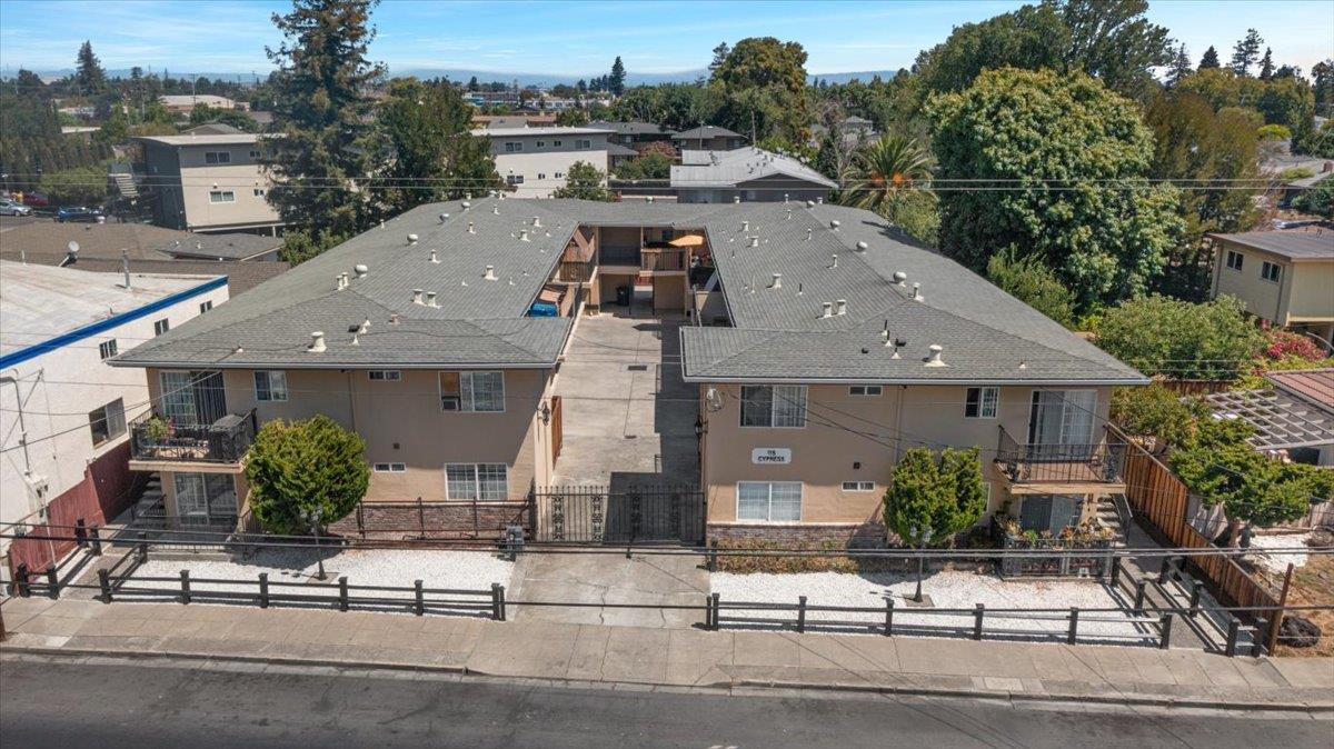 115 Cypress Street, REDWOOD CITY, California 94061, ,Comm Ri Multi-units 5+,For Sale,Cypress Street,ML81861082