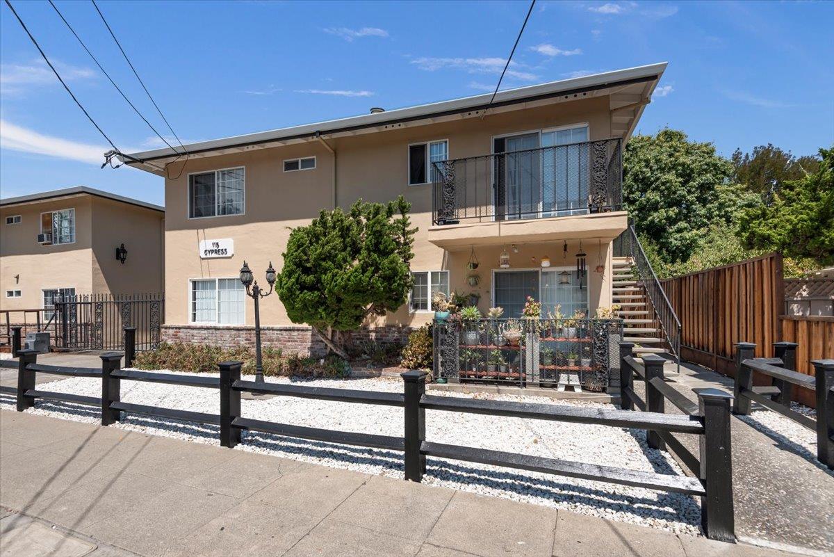 115 Cypress Street, REDWOOD CITY, California 94061, ,Comm Ri Multi-units 5+,For Sale,Cypress Street,ML81861082