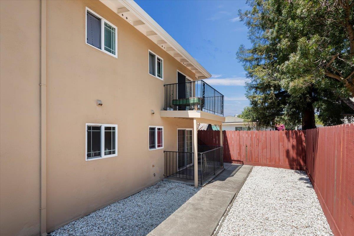 115 Cypress Street, REDWOOD CITY, California 94061, ,Comm Ri Multi-units 5+,For Sale,Cypress Street,ML81861082