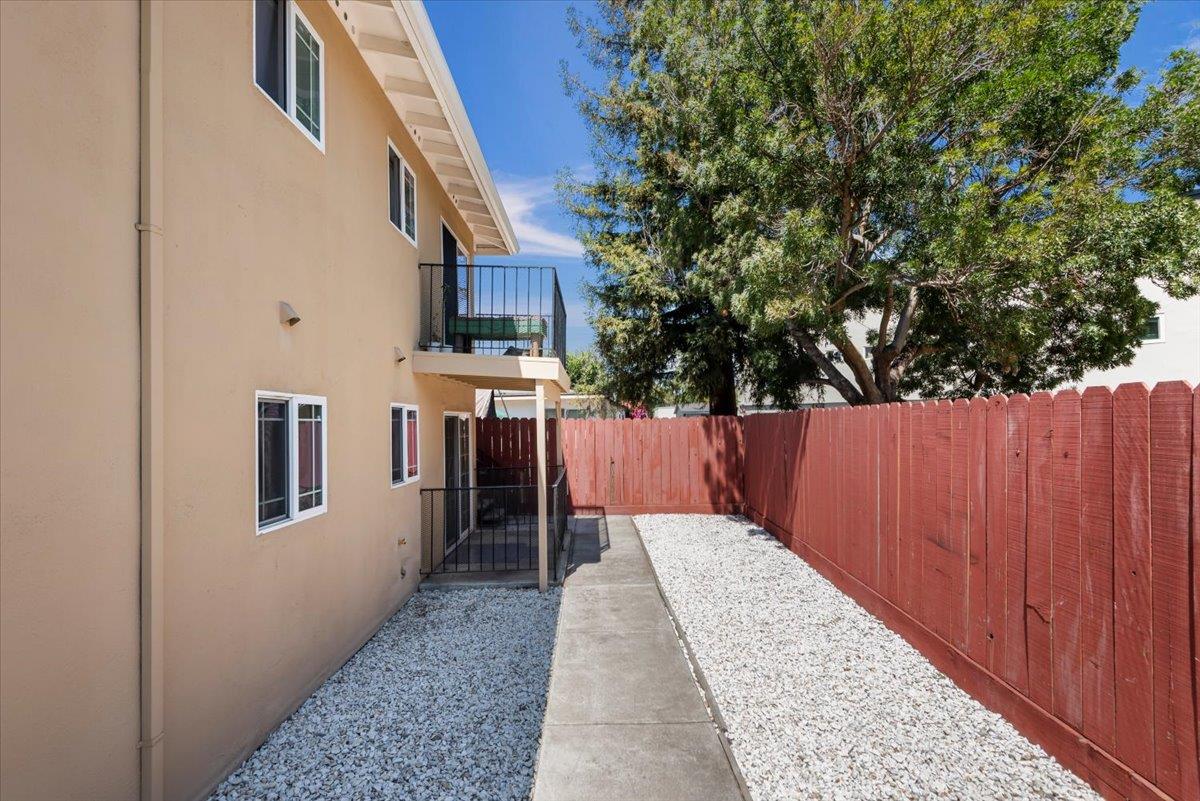 115 Cypress Street, REDWOOD CITY, California 94061, ,Comm Ri Multi-units 5+,For Sale,Cypress Street,ML81861082