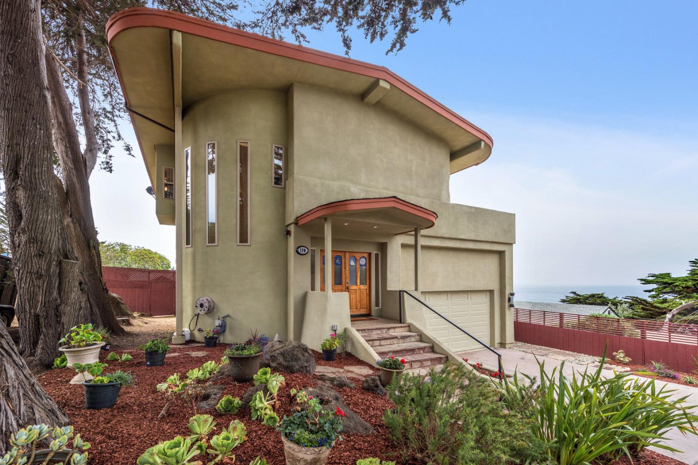 Detail Gallery Image 1 of 1 For 120 12th St, Montara,  CA 94037 - 3 Beds | 2/1 Baths