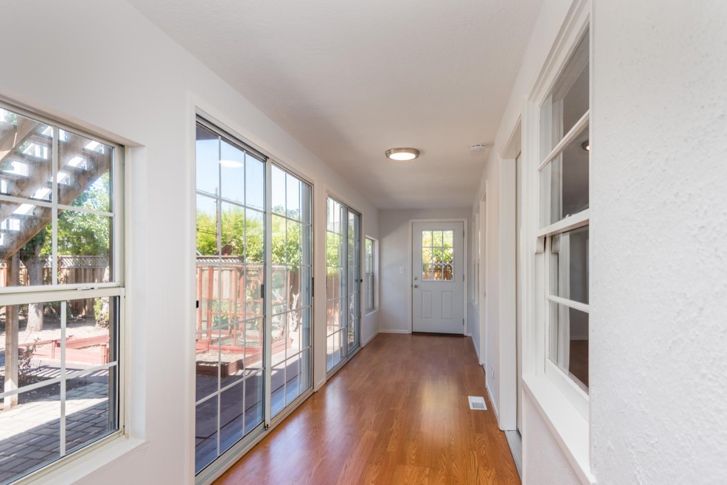 1424 HOPKINS Avenue, REDWOOD CITY, California 94062, ,Comm Industrial For Sale,For Sale,HOPKINS Avenue,40965820