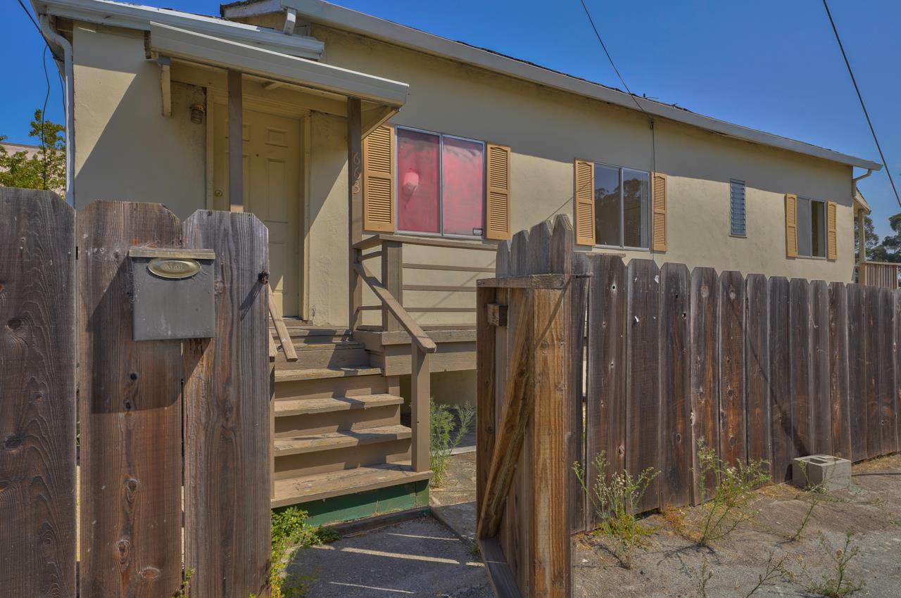 526 Camino El Estero, MONTEREY, California 93940, ,Comm Industrial For Sale,For Sale,Camino El Estero,40965825