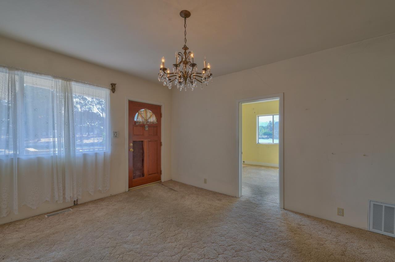526 Camino El Estero, MONTEREY, California 93940, ,Comm Industrial For Sale,For Sale,Camino El Estero,40965825
