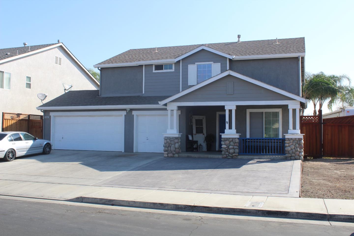 Detail Gallery Image 1 of 1 For 688 Heron Dr, Los Banos,  CA 93635 - 4 Beds | 2/1 Baths