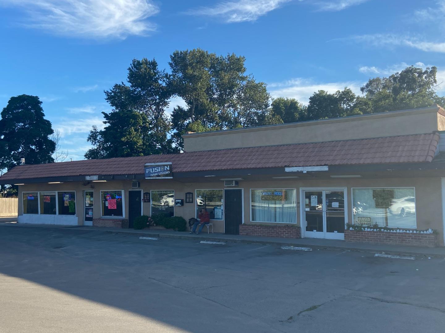 2233 Lake Avenue, WATSONVILLE, California 95076, ,Comm Industrial For Sale,For Sale,Lake Avenue,40966102