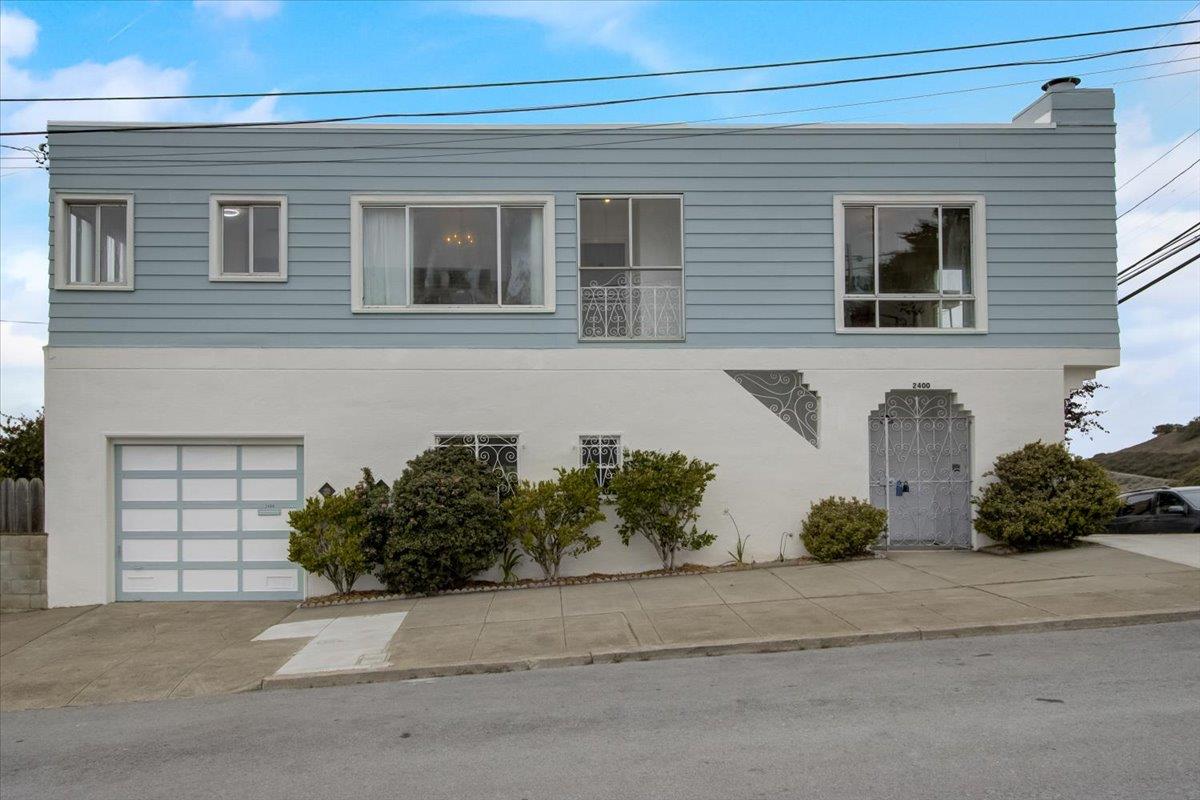 Detail Gallery Image 1 of 1 For 2400 Pacheco St, San Francisco,  CA 94116 - 2 Beds | 1/1 Baths