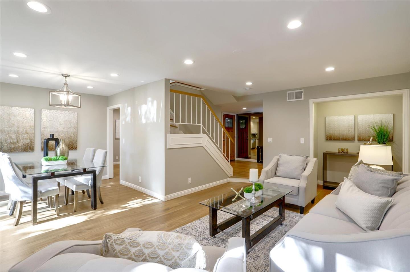 Detail Gallery Image 1 of 1 For 10138 Ridgeway Dr, Cupertino,  CA 95014 - 4 Beds | 2/1 Baths