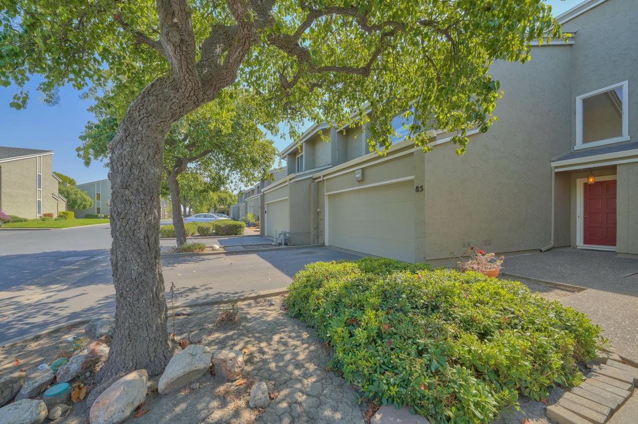 Detail Gallery Image 1 of 1 For 345 Coleridge Dr #85,  Salinas,  CA 93901 - 3 Beds | 1/1 Baths
