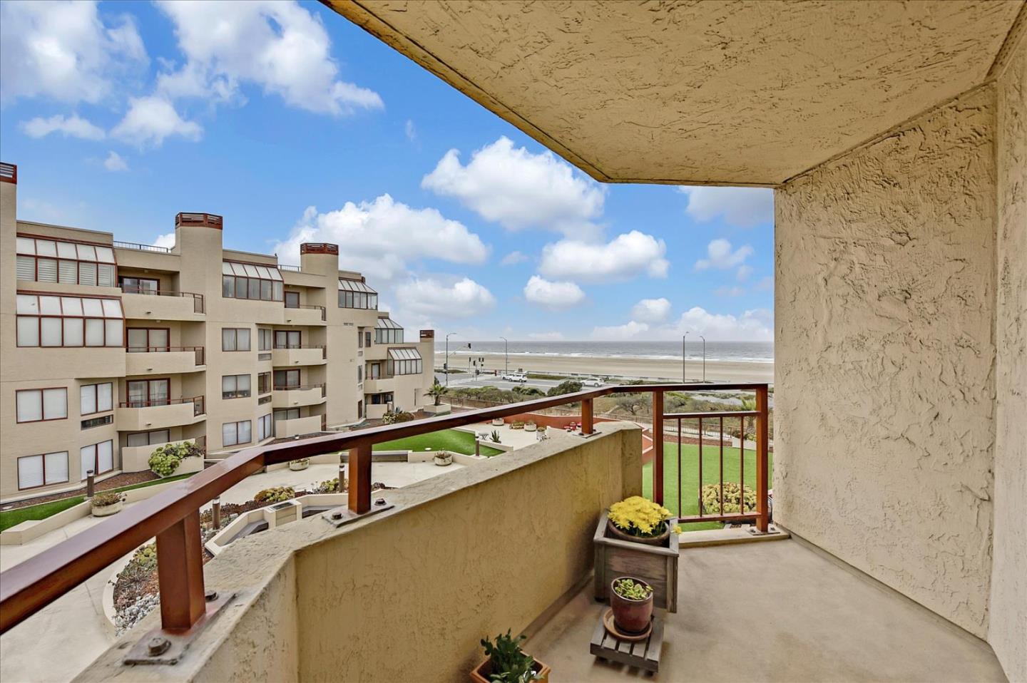 Detail Gallery Image 1 of 1 For 855 La Playa St #351,  San Francisco,  CA 94121 - 2 Beds | 2 Baths