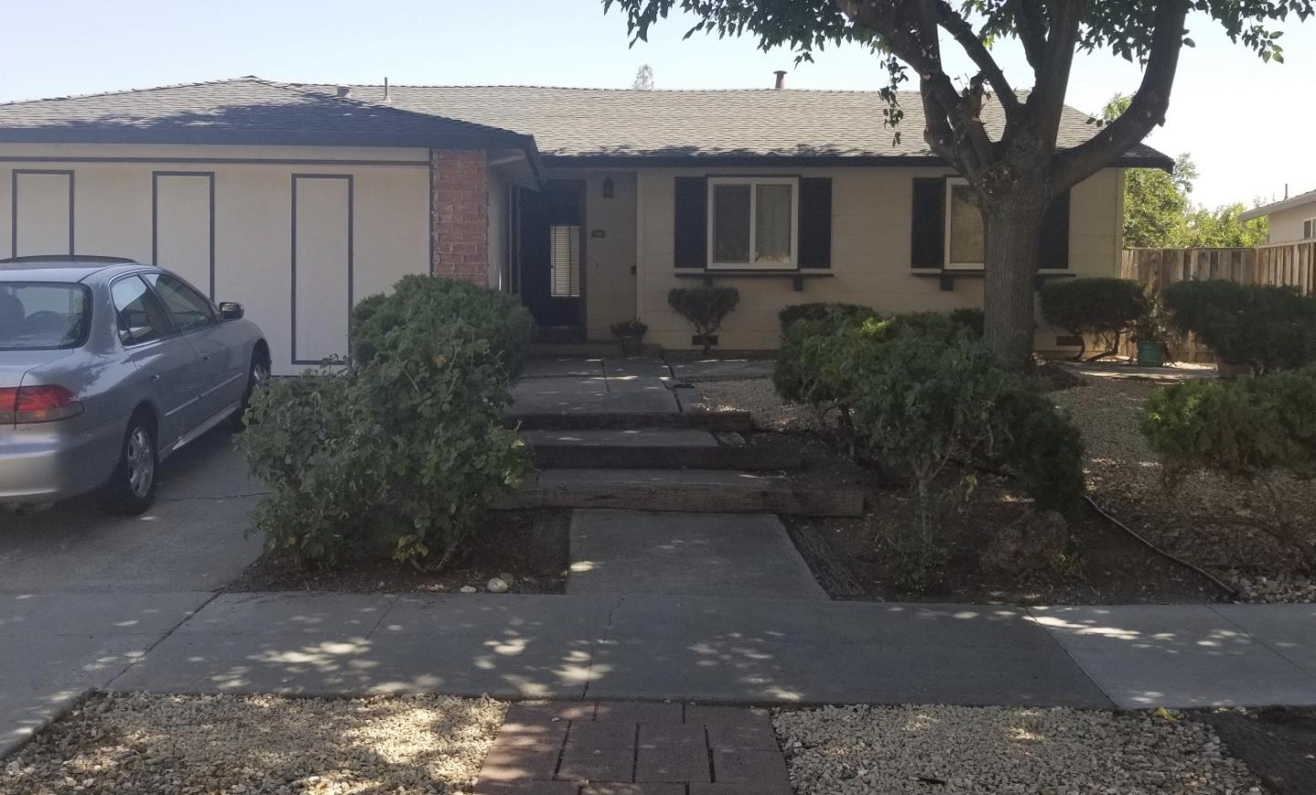 733 Colleen Dr, San Jose, CA 95123 3 Beds 2 Baths (Sold