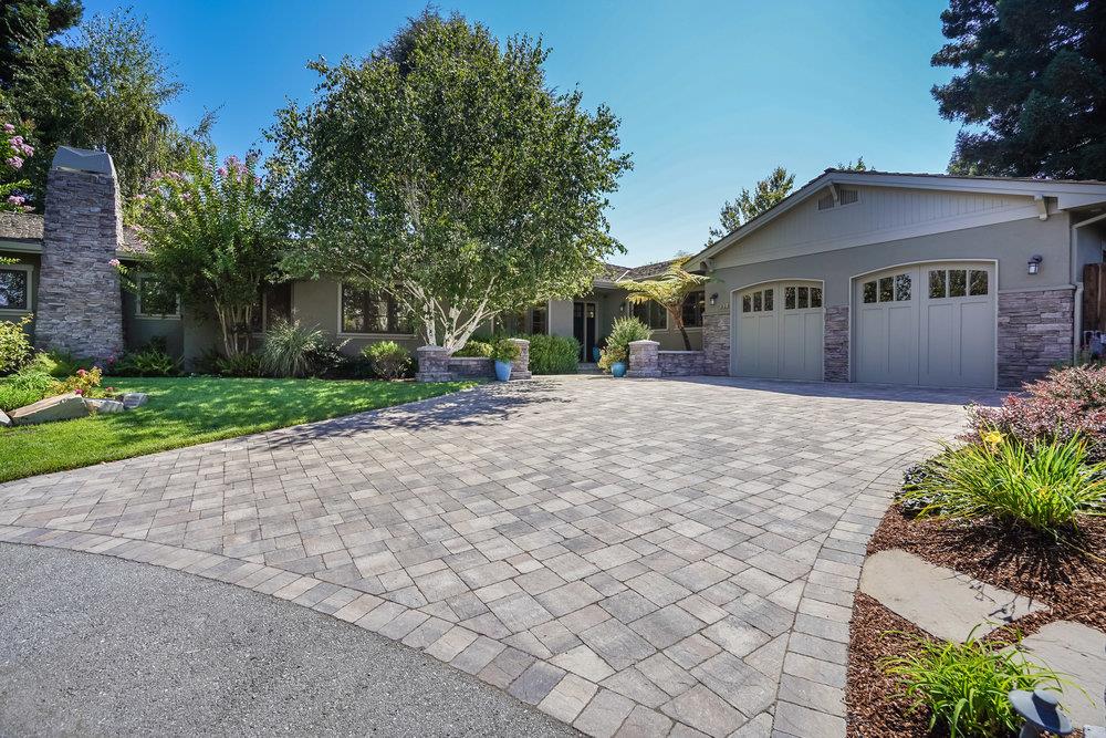 Detail Gallery Image 1 of 1 For 330 Angela Ct, Los Altos,  CA 94022 - 5 Beds | 4/1 Baths